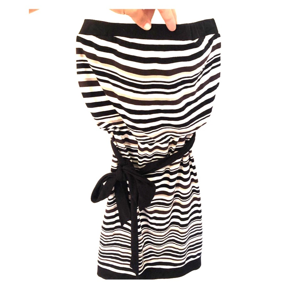 Strapless White House Black Market Dress